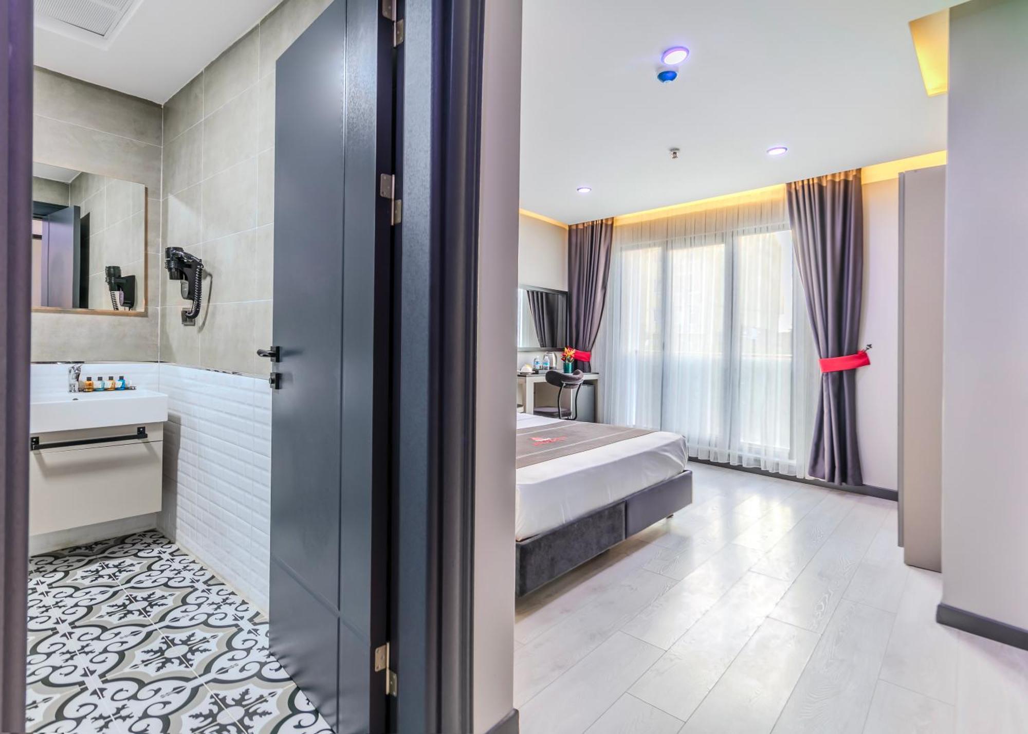 Intercity Hotel Istanbul Airport Arnavutkoy Exterior photo