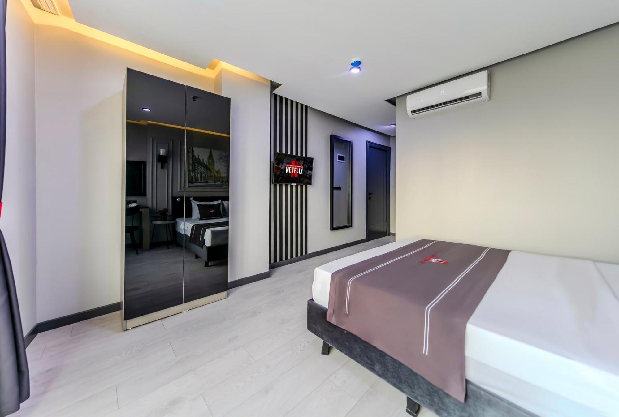 Intercity Hotel Istanbul Airport Arnavutkoy Exterior photo